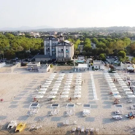 Liberty - Parking & Hotel Riccione