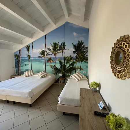 Liberty - Parking & Hotel 3*