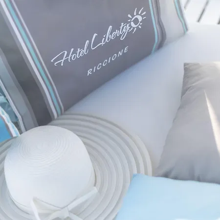 Liberty - Parking & Hotel 3*