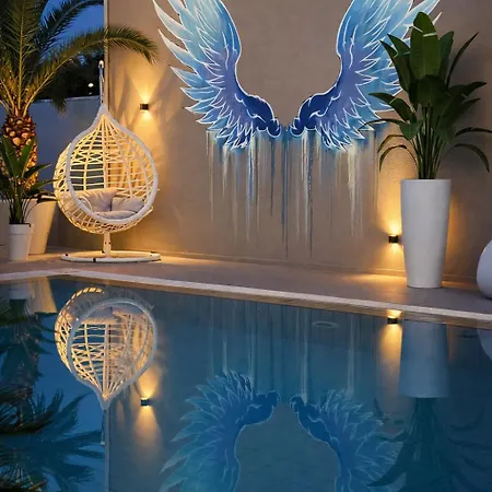 Liberty - Parking & ريتشيوني