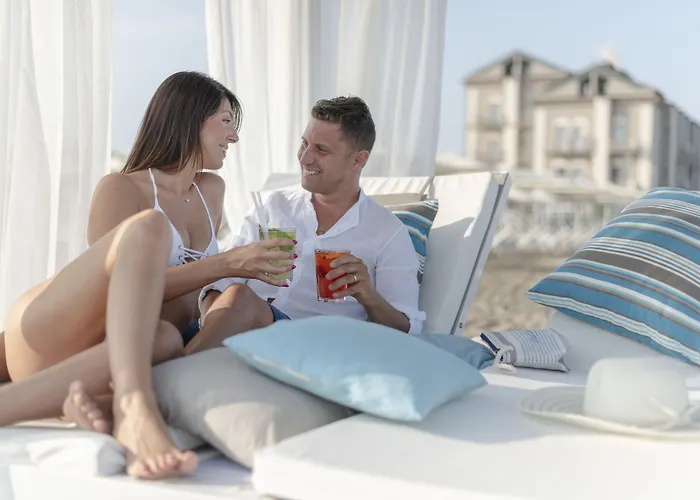 Liberty - Parking & Hotel 3*