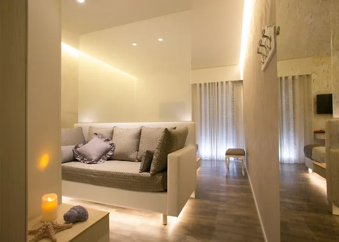 Liberty - Parking & Hotel 3*