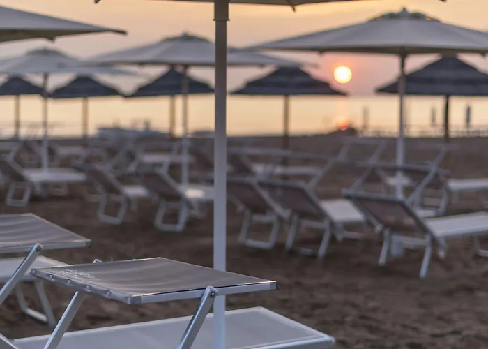 Liberty - Parking & Ξενοδοχείο