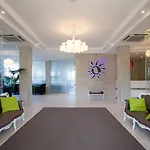 Liberty - Parking & 3* Riccione