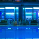 Liberty - Parking & Hotel 3*