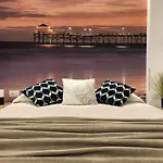 Liberty - Parking & Hotel