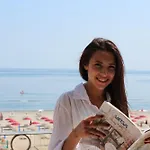 Liberty - Parking & Hotel 3*