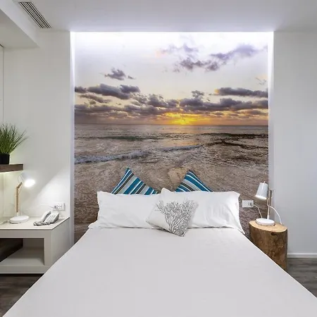 Liberty - Parking & Included Otel