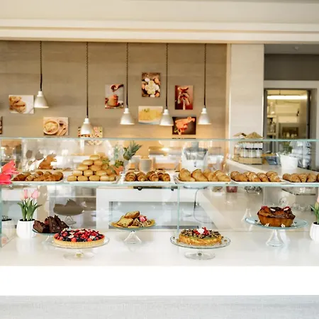 Liberty - Parking & 3*