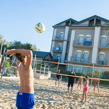 Liberty - Parking & 酒店 3*