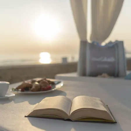 Liberty - Parking & 里乔内