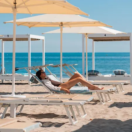 Liberty - Parking & Riccione