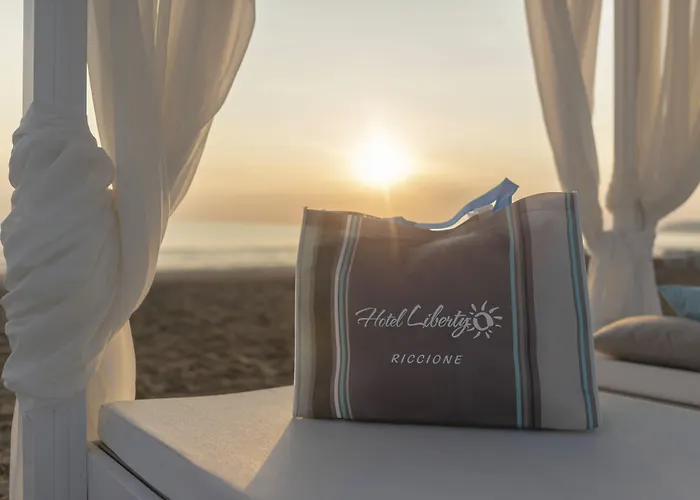 Hotel Liberty - Parking & Riccione