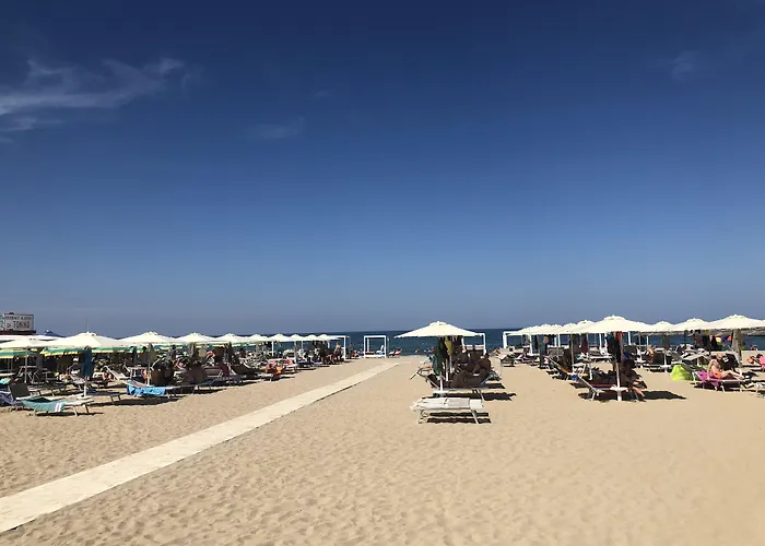 Liberty - Parking & Hotel