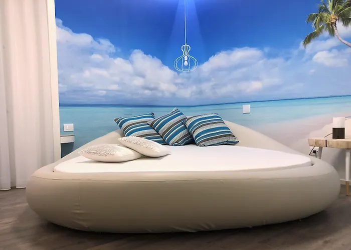 Liberty - Parking & 3* Riccione